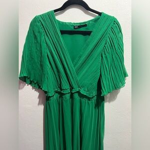 Emerald Midi Dress